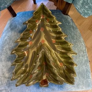 Home Christmas tree chip and dip tray